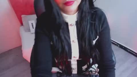 Janne for u online show from February 2025 09:23:01 PM