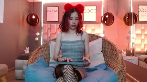 janne online show from November 2025 12:50:02 PM