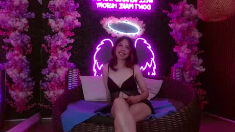 janne online show from November 2025 01:00:02 PM