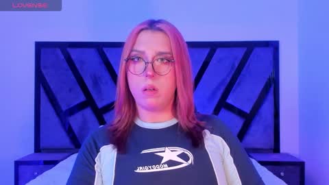 Janne  online show from December 2025 10:05:01 PM