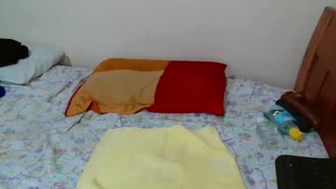 Jannie online show from April 2026 07:41:01 PM