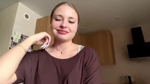 Hello guys Im Lana online show from June 2026 12:59:01 PM