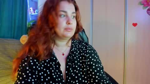 Snapshot of jansylines chatting on April 2026 08:45:01 AM JansyLines online show from April 2026 08:45:01 AM