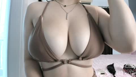 Amelle online show from February 2025 07:05:01 AM