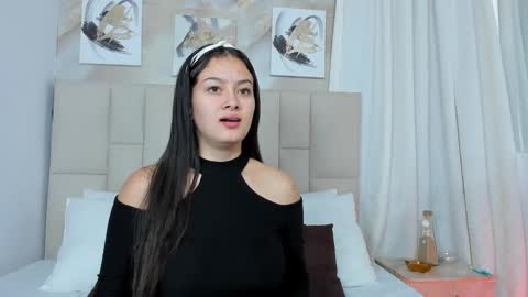 Jaslyn online show from January 2025 02:11:01 PM