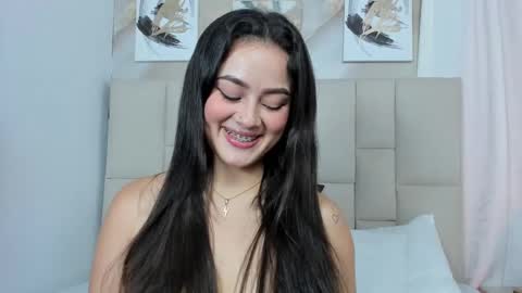 Jaslyn online show from February 2025 07:40:02 PM