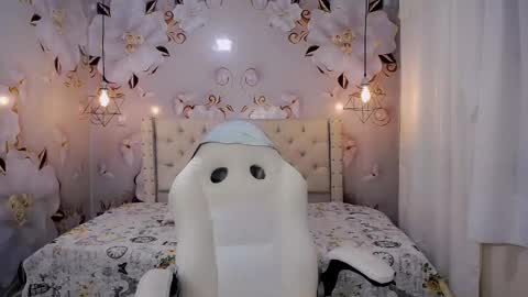 Jasmin online show from January 2025 01:34:01 PM