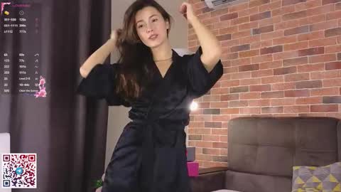 Chloe online show from September 2025 06:26:01 AM