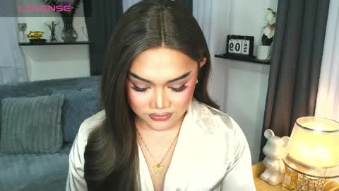 Jasmine Brandy online show from April 2026 04:17:01 AM