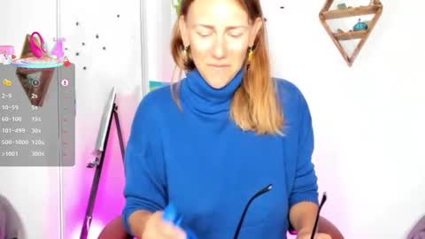 Jasmine Daze online show from October 2025 10:10:01 PM