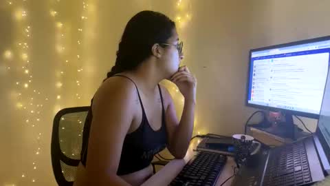 Jasmine online show from April 2026 01:00:02 PM