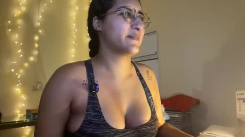 Jasmine online show from April 2026 06:32:01 PM