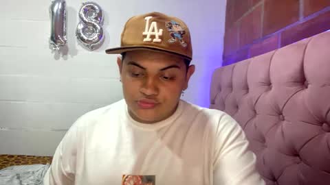 jason_boy_ online show from December 2024 09:01:01 PM