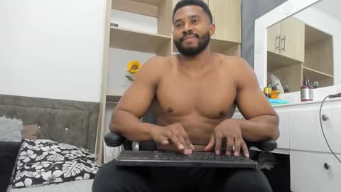 Jason online show from October 2025 06:18:01 PM