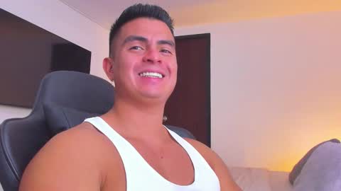 JBrooksXx online show from September 2025 06:40:01 PM
