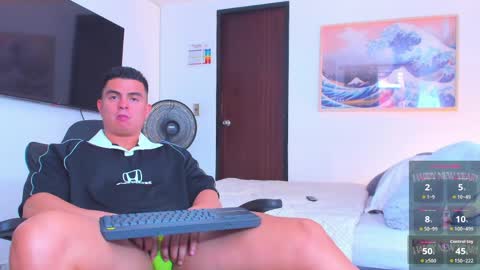 JBrooksXx online show from April 2026 03:43:01 PM