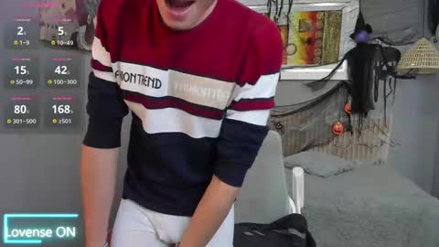 jasperjohnson online show from October 2025 03:07:02 AM