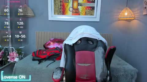 jasperjohnson online show from November 2025 02:50:02 AM