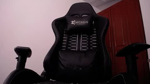 JKing  online show from April 2026 02:37:01 PM