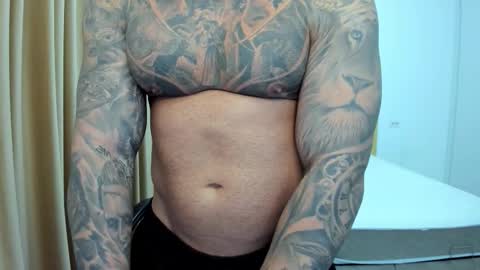  Javi  online show from November 2025 10:56:01 PM