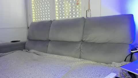 Javier  online show from December 2025 02:34:02 PM