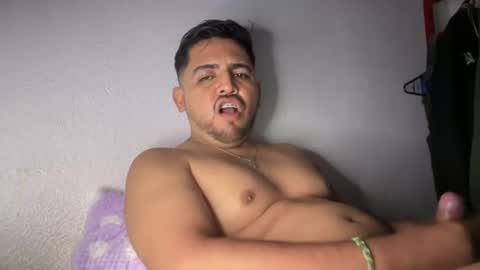 javiermichi online show from December 2025 07:03:01 AM