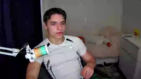 javi online show from November 2025 11:42:02 AM