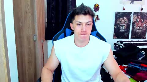 Javier online show from February 2025 06:51:02 PM