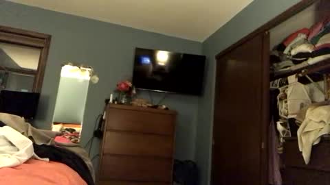 Snapshot of jawssharkparty chatting on March 2026 06:19:02 AM Jaws online show from March 2026 06:19:02 AM