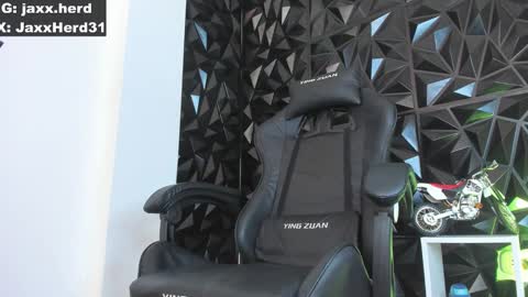 Michael online show from February 2025 04:59:02 PM