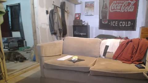 Snapshot of jay_short7863 chatting on February 2025 01:43:01 AM O F jay short786 online show from February 2025 01:43:01 AM