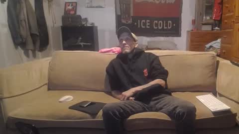 Snapshot of jay_short7863 chatting on March 2025 04:27:02 AM O F jay short786 online show from March 2025 04:27:02 AM