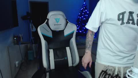 Jayce online show from December 2024 08:11:02 AM