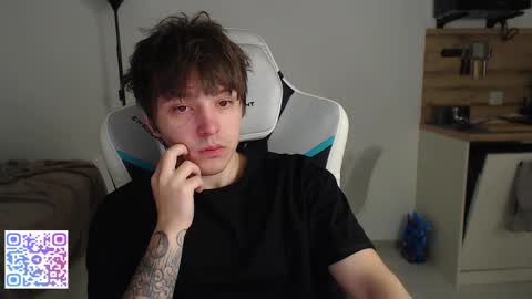 Jayce online show from November 2025 09:58:01 PM