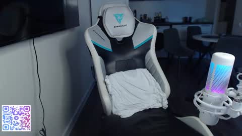 Jayce online show from June 2026 02:49:01 PM