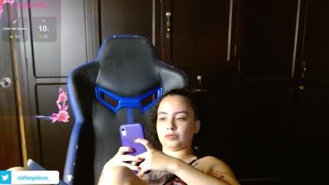 Snapshot of jaydensalvatore_ chatting on October 2025 01:17:02 AM online show from October 2025 01:17:02 AM