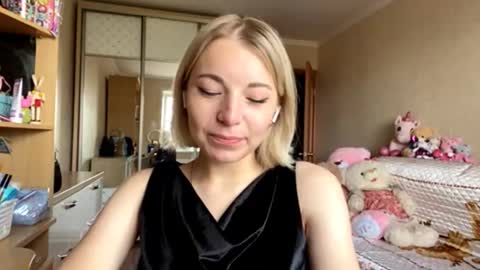 Mira online show from October 2025 08:03:01 AM