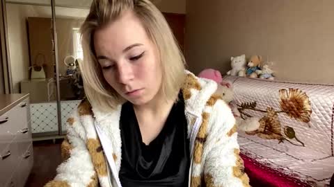 Mira online show from October 2025 08:27:05 AM