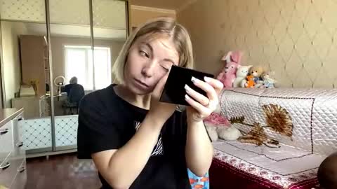 Mira online show from November 2025 08:25:01 AM