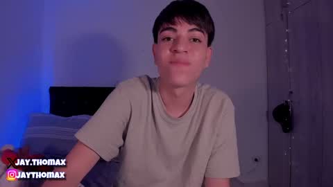 jaythomax online show from December 2024 10:34:02 PM