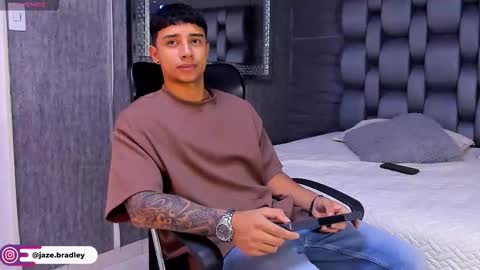 jaze_bradley online show from September 2025 11:24:01 AM