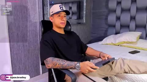 jaze_bradley online show from September 2025 11:24:02 AM