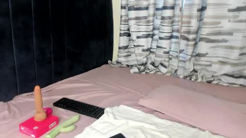 Snapshot of jazmin_jade chatting on April 2026 09:07:01 AM jazmin_jade online show from April 2026 09:07:01 AM