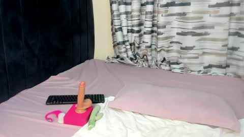 Snapshot of jazmin_jade chatting on April 2026 03:16:01 AM jazmin_jade online show from April 2026 03:16:01 AM