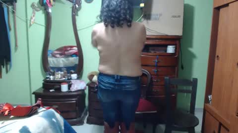 jazmim online show from January 2025 01:32:01 AM