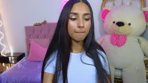 Snapshot of jazmin_tay chatting on January 2025 07:28:02 PM Jazmin online show from January 2025 07:28:02 PM