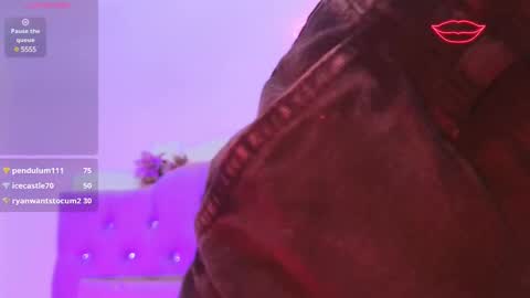 Snapshot of jazmin_tay chatting on February 2025 01:55:01 AM Jazmin online show from February 2025 01:55:01 AM