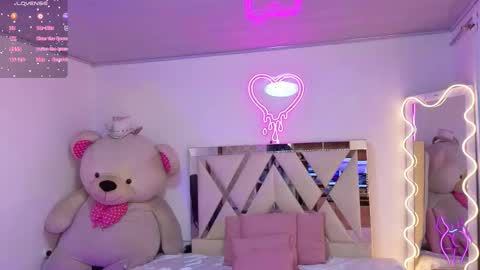 Snapshot of jazmin_tay chatting on November 2025 11:32:01 AM Jazmin online show from November 2025 11:32:01 AM