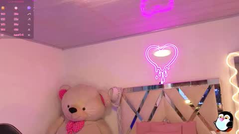 Snapshot of jazmin_tay chatting on November 2025 11:42:01 AM Jazmin online show from November 2025 11:42:01 AM