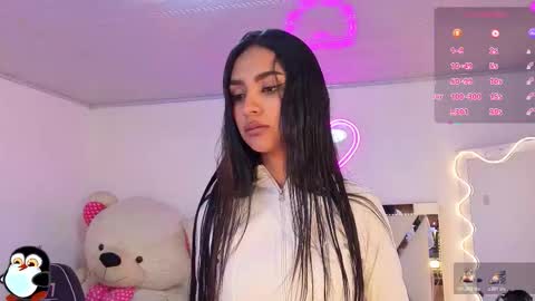 Snapshot of jazmin_tay chatting on November 2025 12:05:02 PM Jazmin online show from November 2025 12:05:02 PM